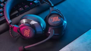 JBL Quantum 610 Wireless: O Fone de Ouvido que Leva sua Experiência de Jogo para Outro Nível