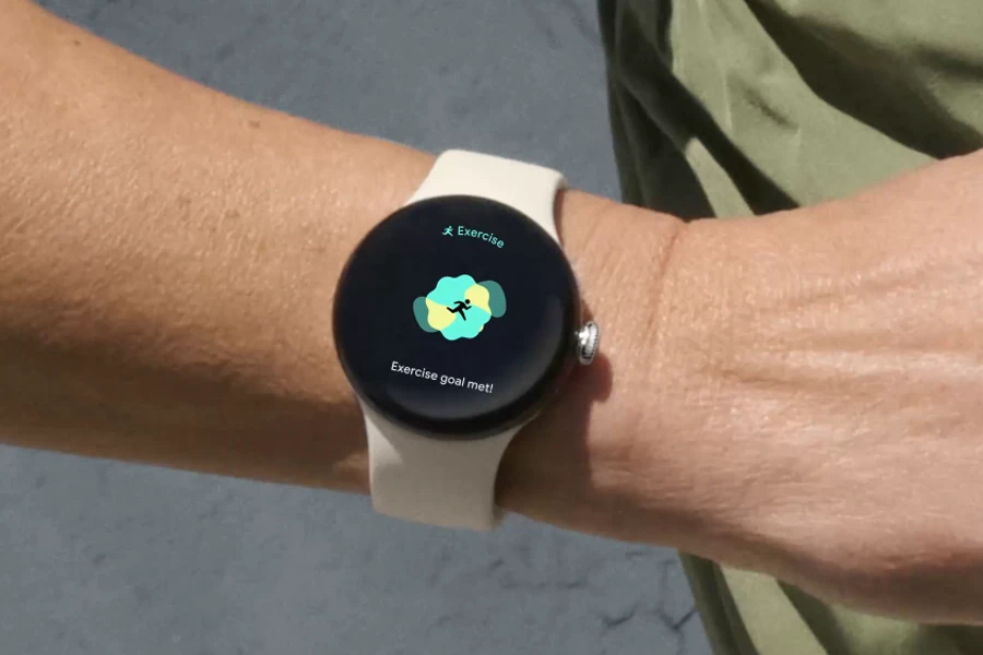 Recursos de saúde e condicionamento físico do Google Pixel Watch 3.